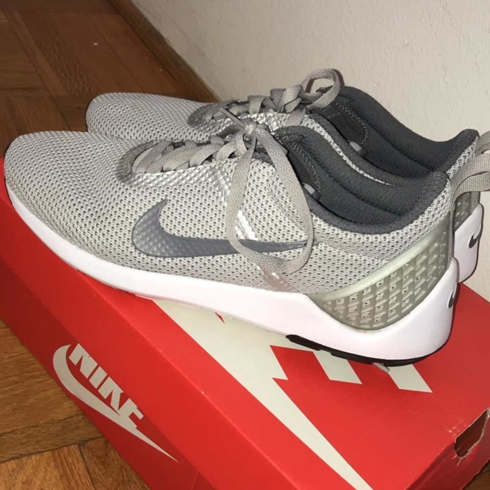Sold.!!!! Nike  men’s sneakers